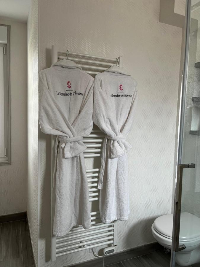 Gite Avec Piscine Lestrem Zewnętrze zdjęcie