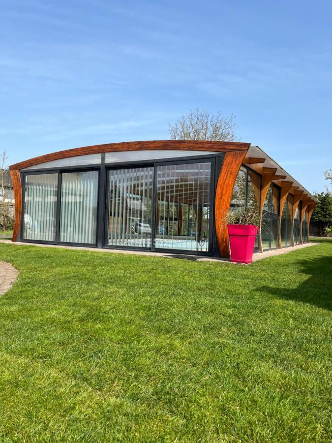 Gite Avec Piscine Lestrem Zewnętrze zdjęcie